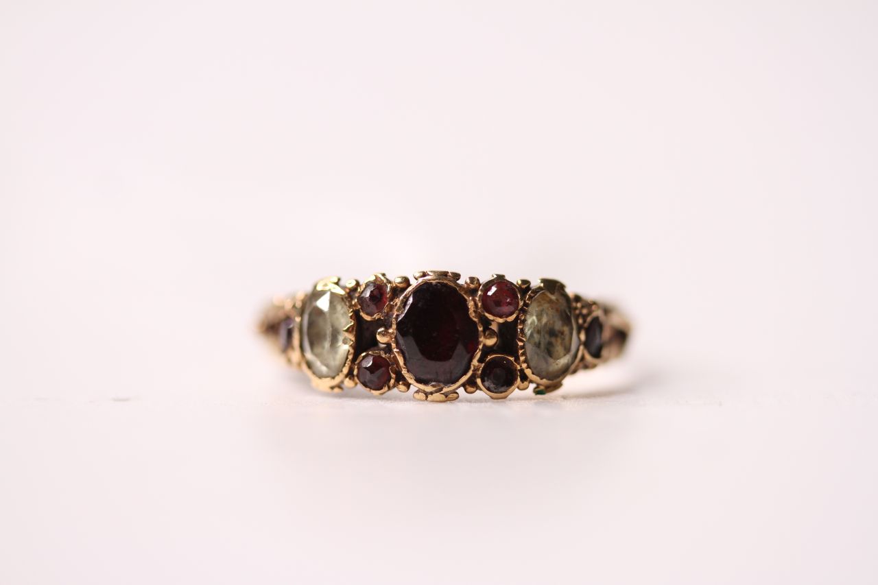 Victorian Gemstone Ring, size N, 1.6g.
