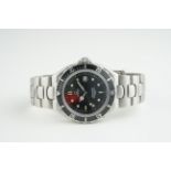 GENTLEMENS OMEGA SEAMASTER PROFESSIONAL 200M WRISTWATCH, circular black dial with dot hour markers