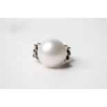 Pearl & Diamond Cocktail Ring, size P, 11.7g.