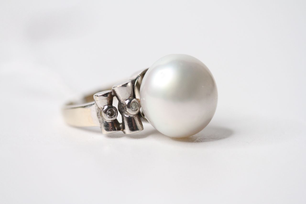 Pearl & Diamond Cocktail Ring, size P, 11.7g. - Image 2 of 3