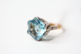 Zircon/Glass Ring, size M, 6.75g.