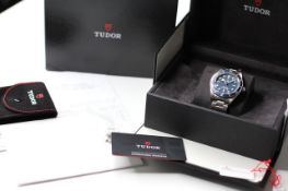 TUDOR BLACK BAY 58 BLUE REFERENCE 79030B 2020 BOX PAPERS AND TUODR SERVICE POUCH, circular blue dial