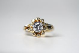 14CT BRILLIANT CUT DIAMOND CLUSTER RING, brilliant cut diamond cluster ring, centre brilliant cut