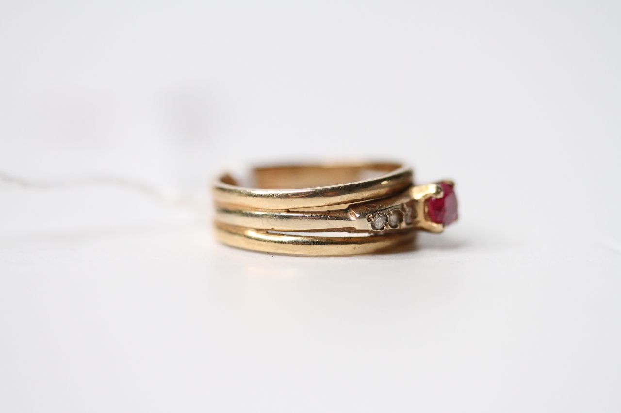 Ruby & Diamond Ring, 18ct yellow gold, size M, 4.5g. - Image 2 of 3