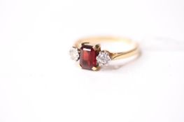 Garnet & Diamond 3 Stone Ring, stamped 18ct yellow gold, size O, 3.68g