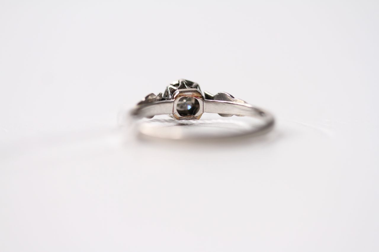 Diamond Solitaire Ring, set with an old cut diamond, platinum, size P1/2, 2.5g. - Image 4 of 4