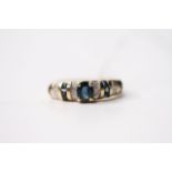 Diamond & Sapphire Ring, 14ct yellow gold, size J1/2, 2.8g.