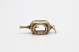 vintage 9ct gold lantern charm / pendant, missing stone 2.7 grams gross