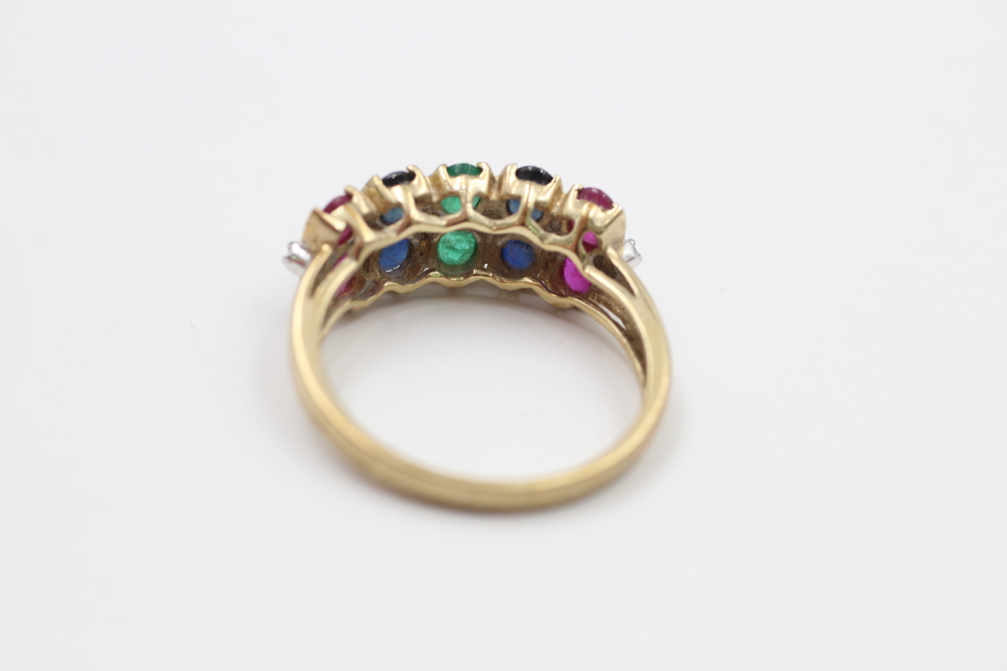 9ct gold diamond, sapphire, ruby & emerald two row ring (3.2g) - Image 3 of 4