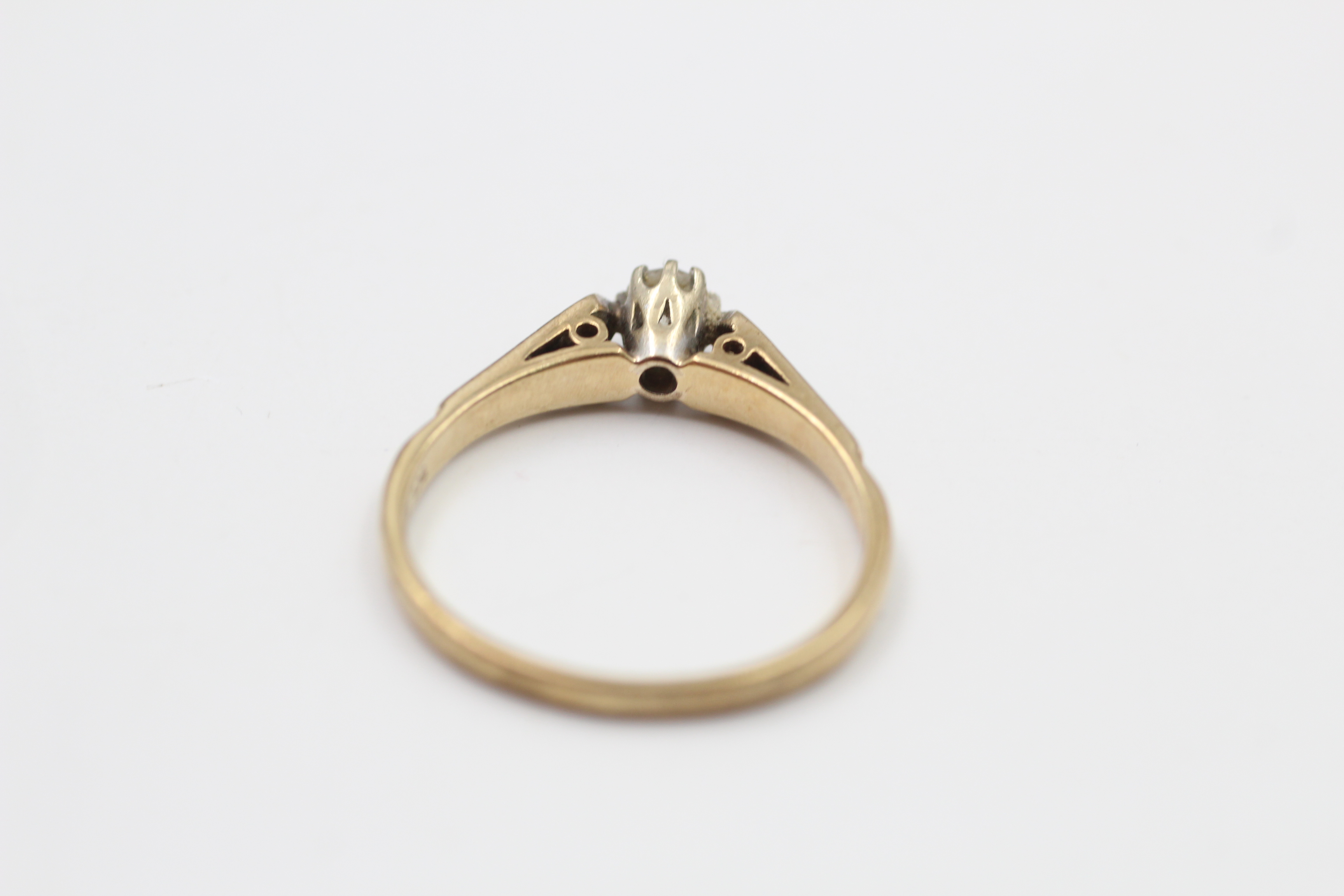 9ct gold diamond ring (1.6g) - Image 3 of 4