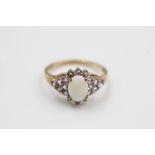 9ct gold opal & gemstone ring (2.2g)