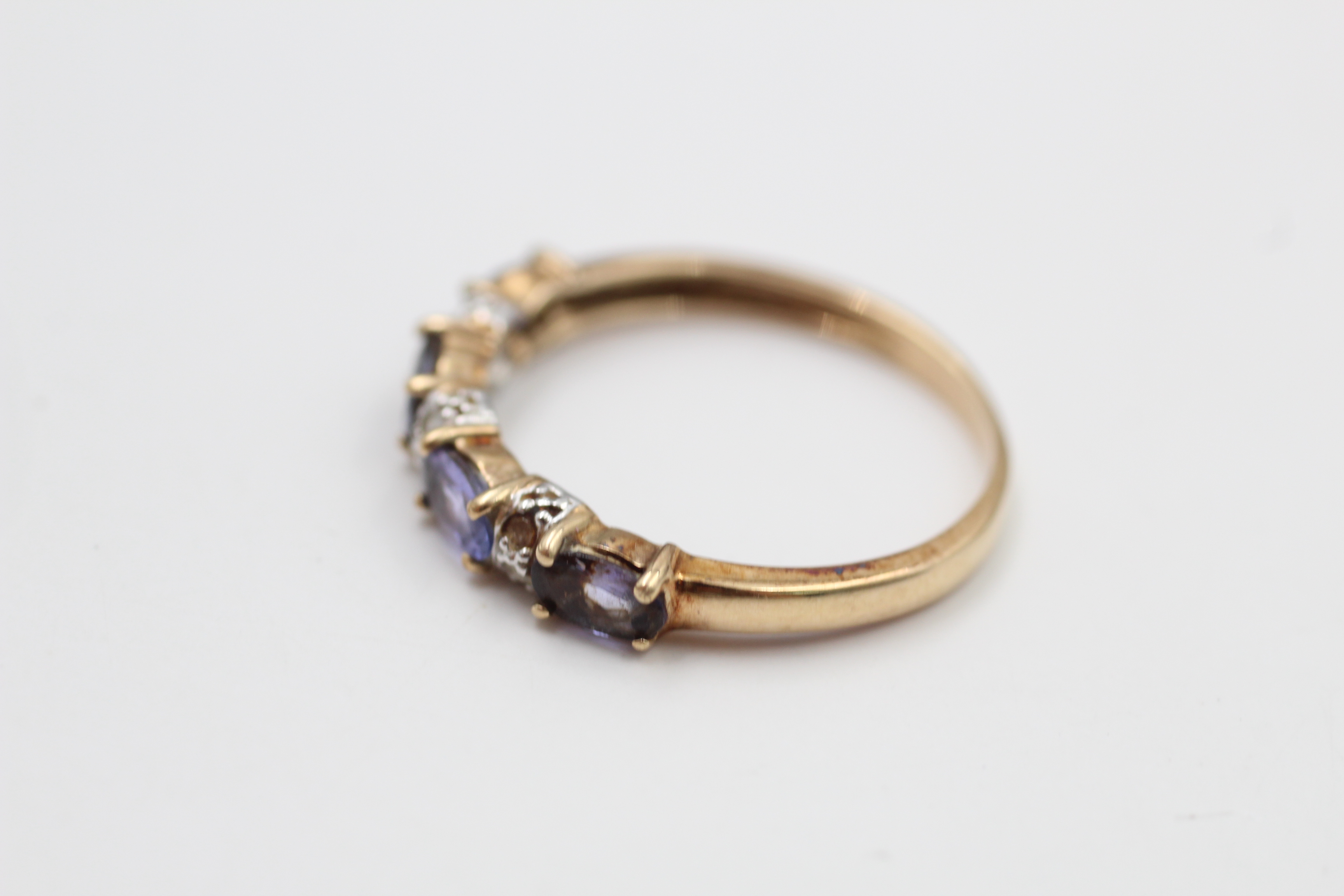 9ct gold gemstone half eternity ring (1.8g) - Image 2 of 4