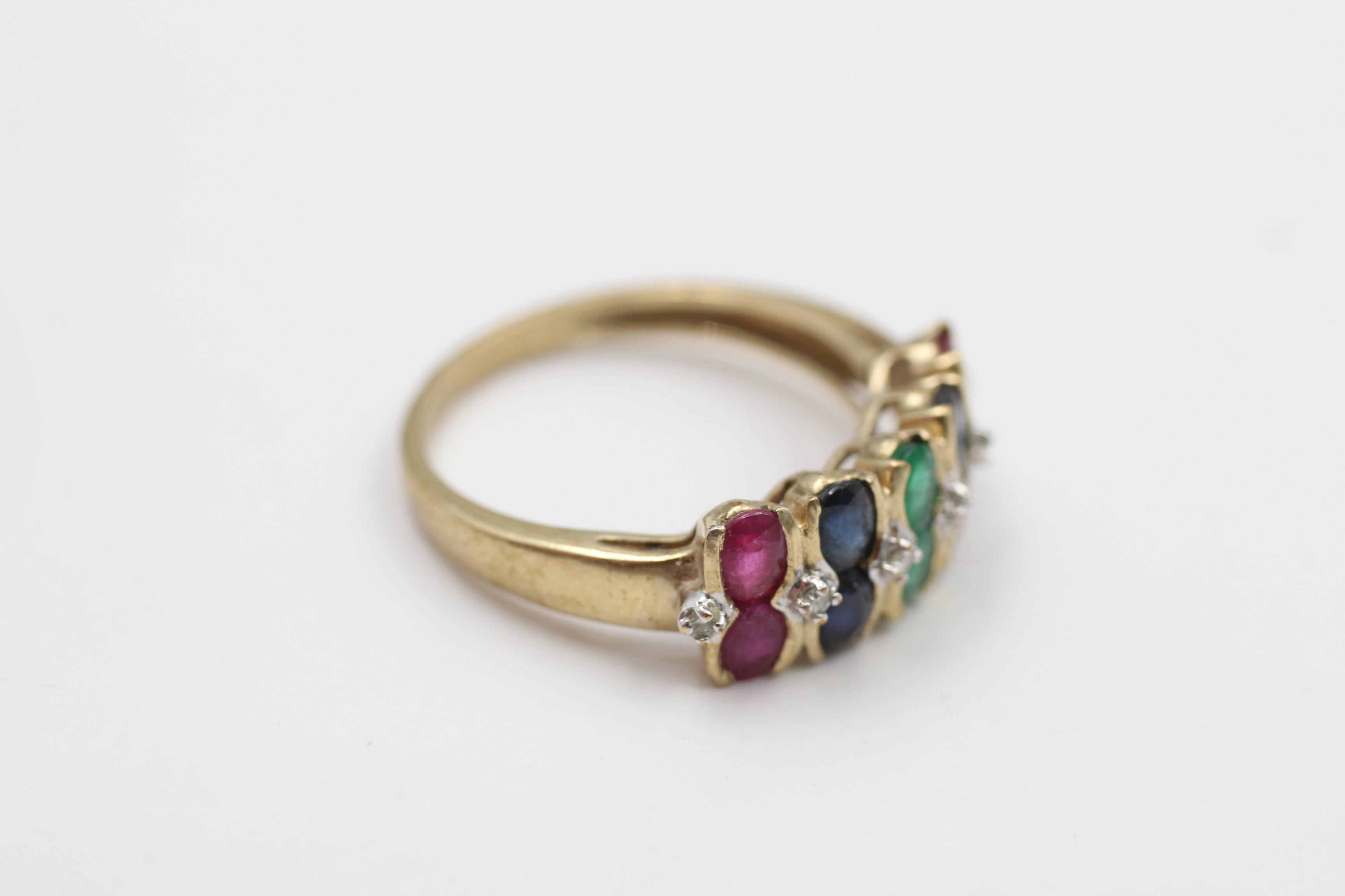 9ct gold diamond, sapphire, ruby & emerald two row ring (3.2g) - Image 4 of 4