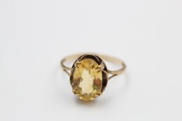 9ct gold citrine dress ring (2.4g)