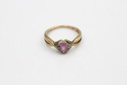9ct gold vintage ruby & diamond crossover ring (2.4g)