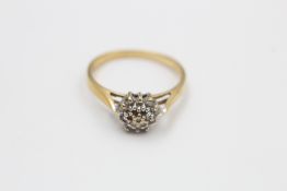 9ct gold diamond cluster ring (1.8g)