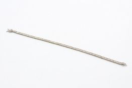 9ct white gold clear gemstone tennis bracelet (6.6g)