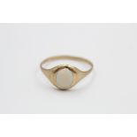 9ct gold vintage opal ring (1.2g)