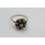 18ct Gold gemstone cluster ring 3.1 grams gross