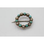 9ct gold antique turquoise & pearl circular brooch (2.6g)