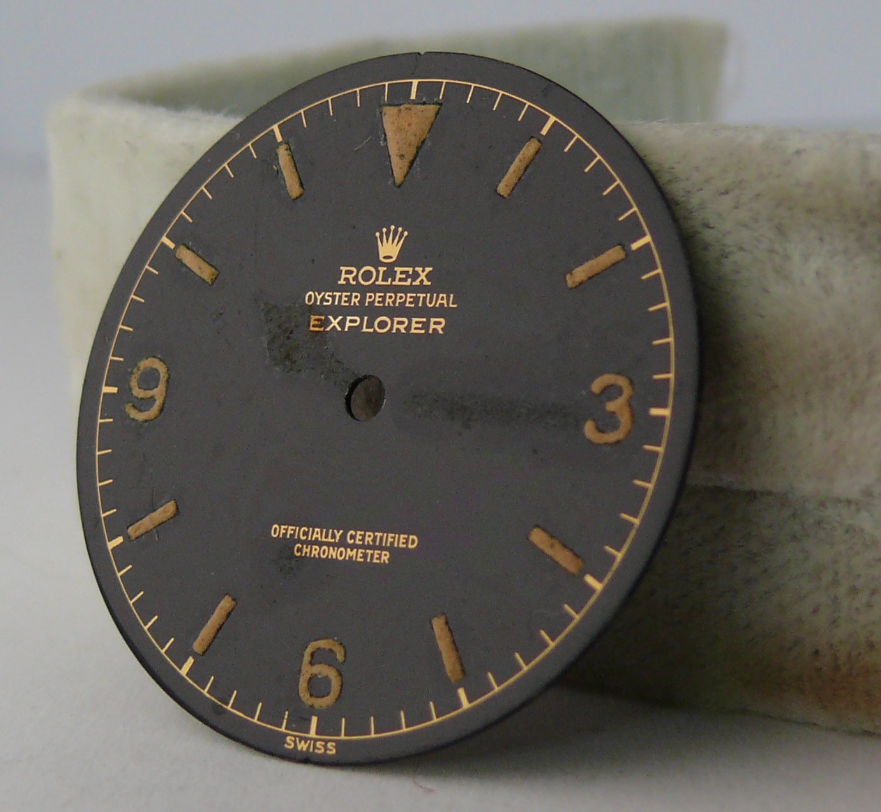 1950s Vintage Rolex Explorer 6610 Gilt Dial. Please note there are hands radium burns on the dial - Image 6 of 13