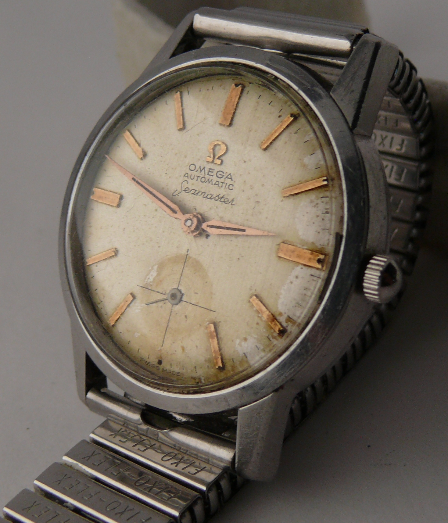 1961 Vintage Gents Omega Seamaster Automatic 14767 Wristwatch. Original dial and dagger hands show