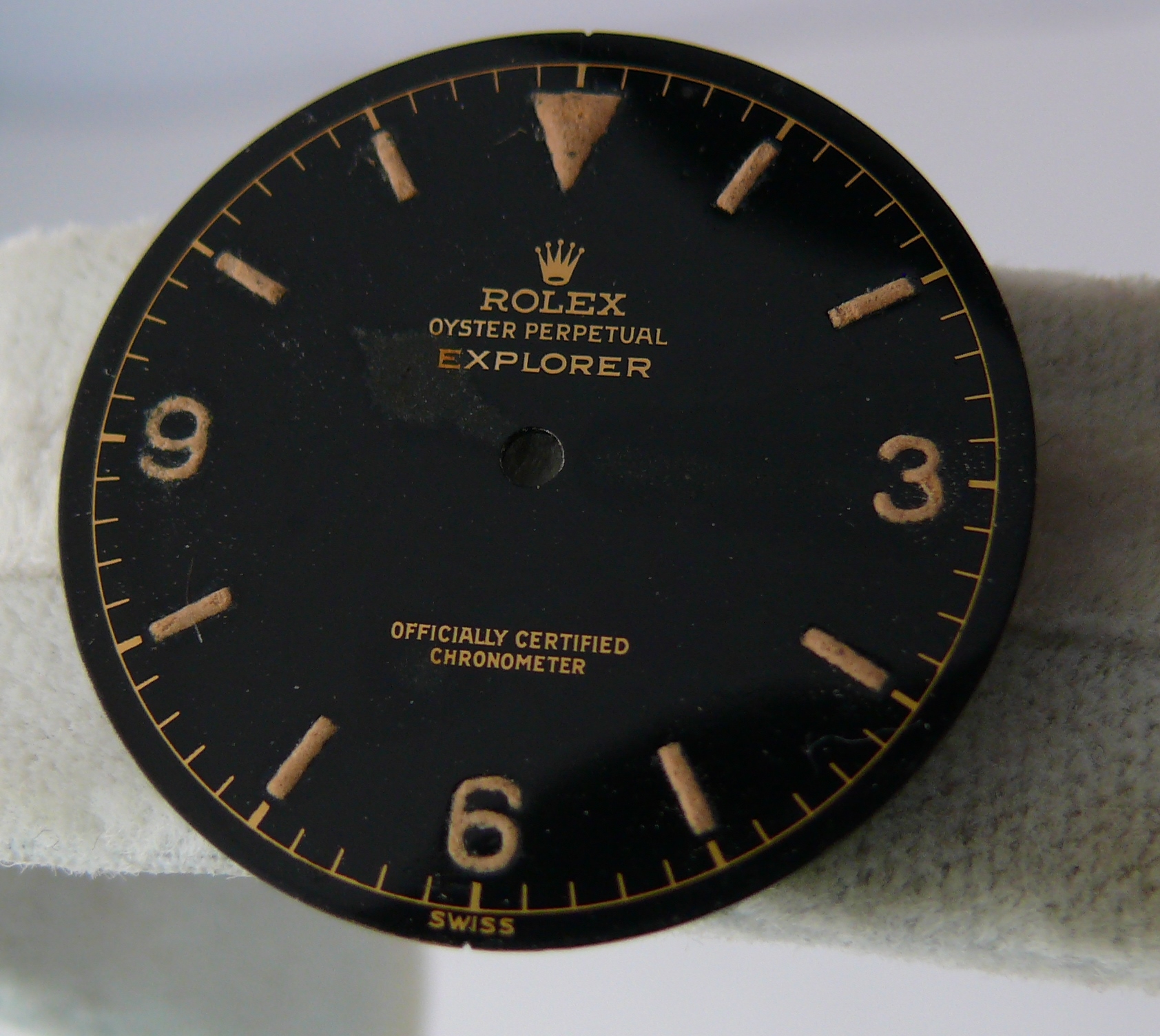 1950s Vintage Rolex Explorer 6610 Gilt Dial. Please note there are hands radium burns on the dial - Image 5 of 13