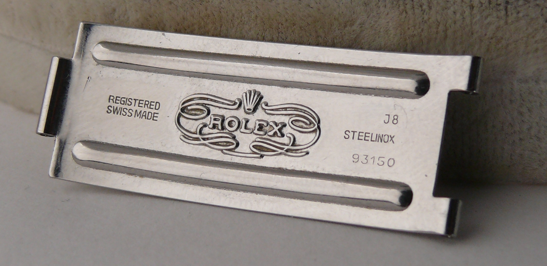 Vintage Rolex 20mm 93150 Flip Lock Bracelet Clasp Part. Date code J8 = 1985