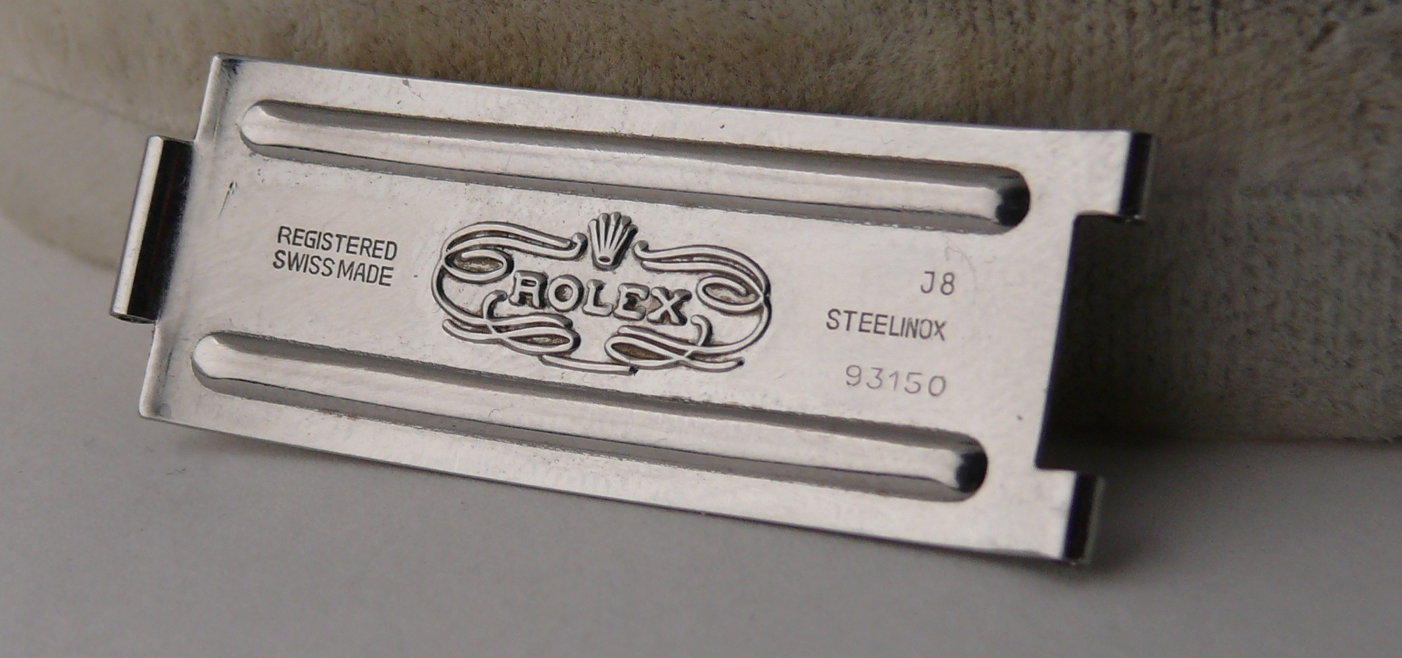 Vintage Rolex 20mm 93150 Flip Lock Bracelet Clasp Part. Date code J8 = 1985 - Image 2 of 5