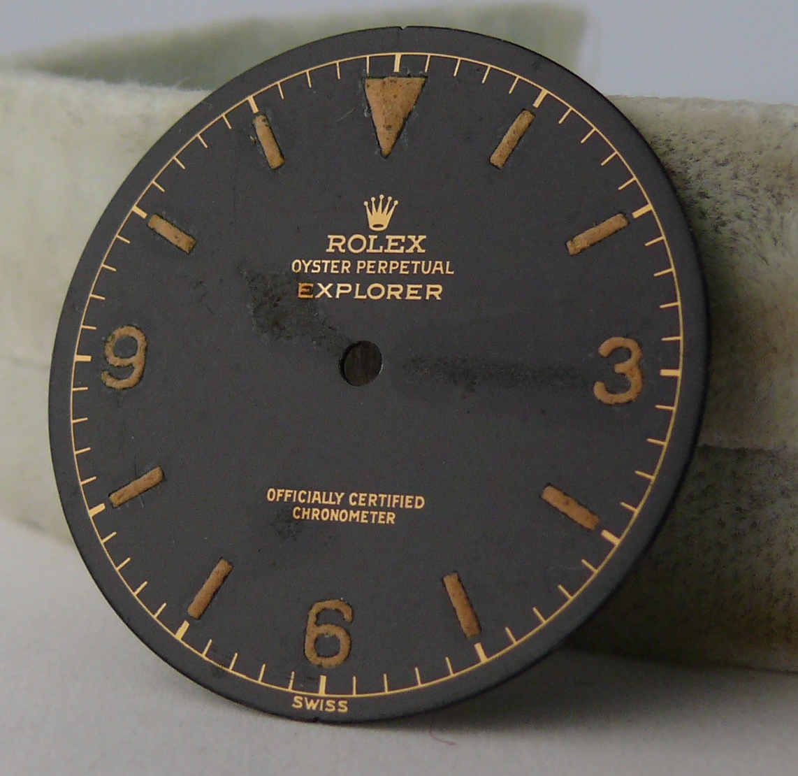 1950s Vintage Rolex Explorer 6610 Gilt Dial. Please note there are hands radium burns on the dial - Image 7 of 13