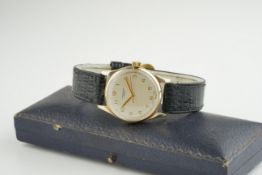 GENTLEMENS J W BENSON 9CT GOLD WRISTWATCH W/ BOX, circular off white dial with arabic numeral hour