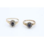 2 x 9ct gold diamond detail cluster rings (3.6g)