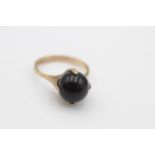 9ct gold vintage onyx orb solitaire cocktail ring (3.6g)