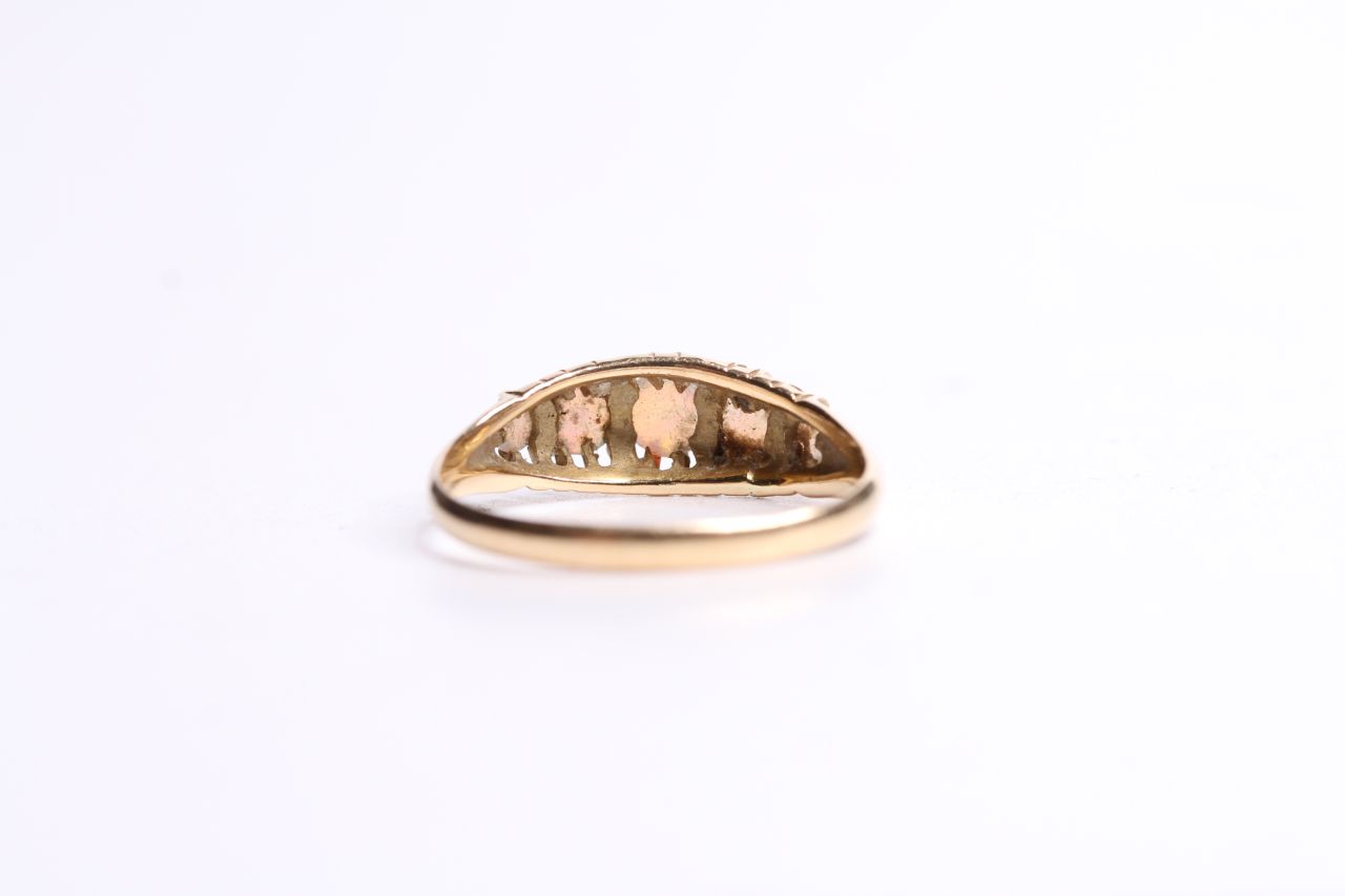 18ct yellow gold 5 opal set ring - Image 3 of 3