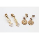 2 x 9ct gold vintage paired diamond drop drop earrings (4g)