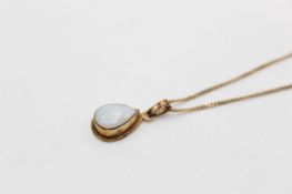 9ct gold opal pendant necklace (2.2g)