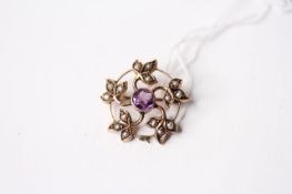 Amethyst & Pearl Brooch, approximately 25mm, stamped 9ct yellow gold, 3g.