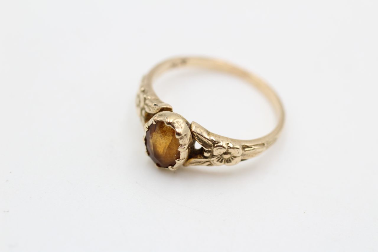 2 x 9ct gold vintage citrine rings (3.5g) - Image 3 of 4