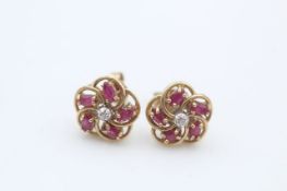9ct gold vintage ruby & diamond twirl stud earrings (2.4g)