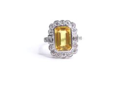 Yellow Sapphire & Diamond Tablet Ring, yellow sapphire approximately 3.60ct, diamonds total