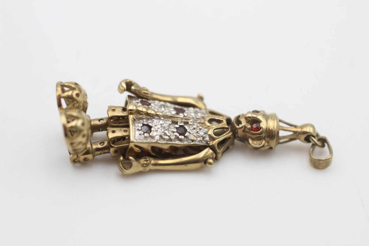 9ct gold diamond & garnet articulated clown pendant (4.6g) - Image 3 of 4