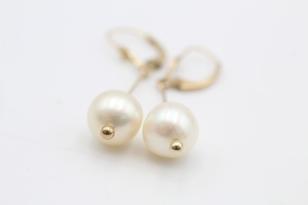 2 x 9ct gold cultured pearl jewellery inc. diamond, ring, drop earrings (6.8g) - Image 4 of 4