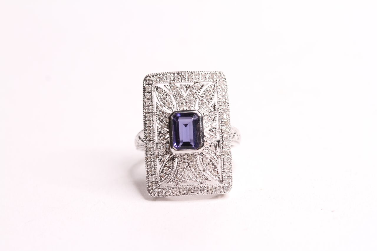 9ct white gold fancy deco ring blue centre stone .