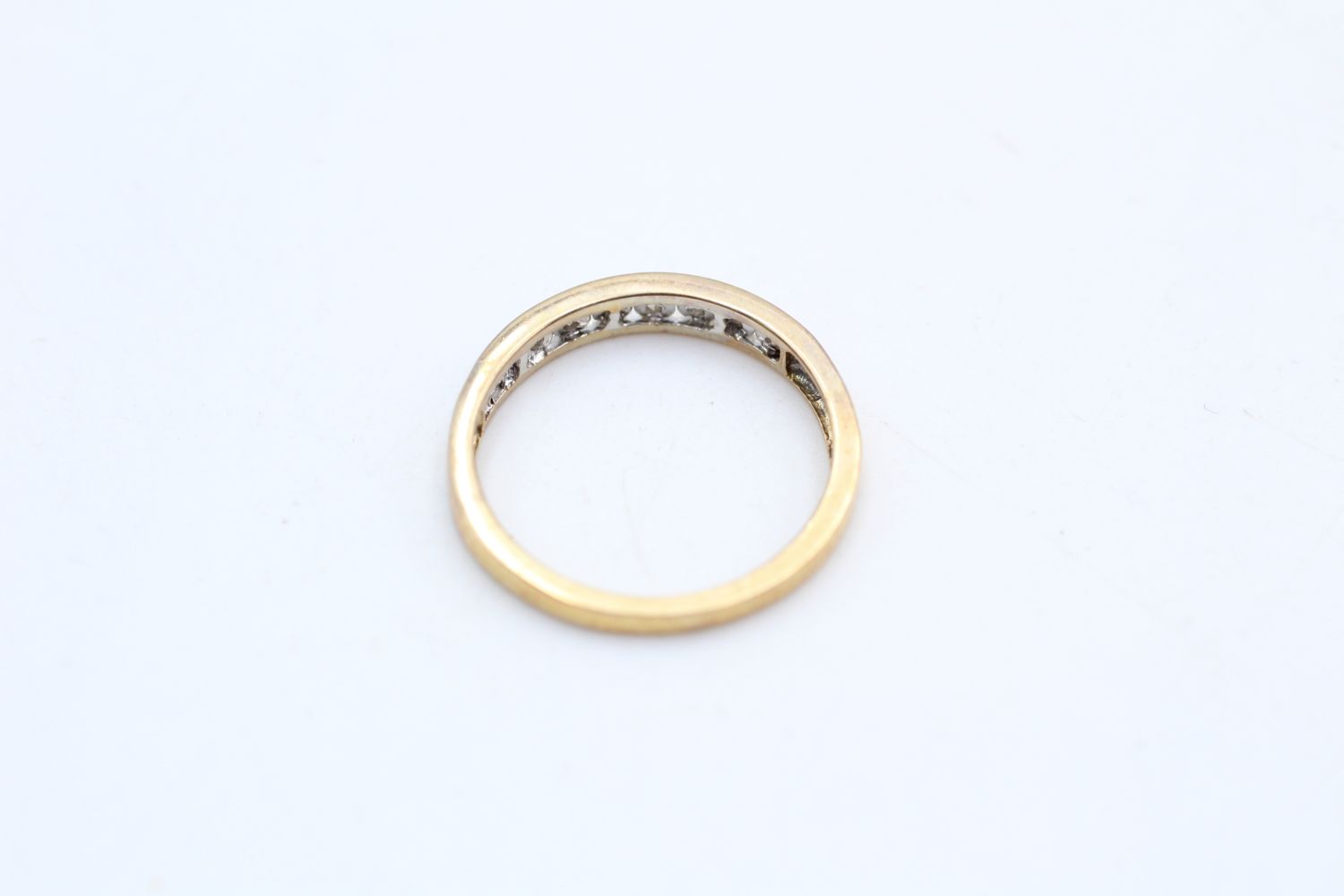 9ct gold vintage diamond nine stone channel setting ring (1.4g) - Image 4 of 4
