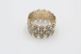 9ct gold vintage diamond cluster wavy openwork dress ring (3.7g)