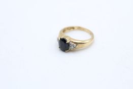 9ct gold vintage sapphire & diamond dress ring (3.1g)