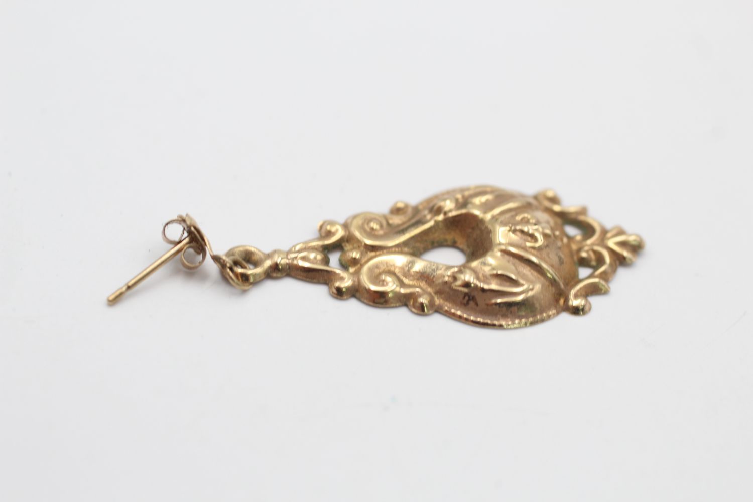 9ct gold vintage ornate openwork drop earrings (1.1g) - Image 3 of 5