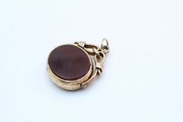 9ct gold antique carnelian & bloodstone spinning fob pendant (9.4g)