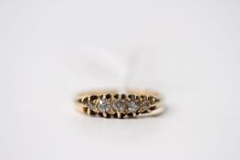 5 Stone Diamond Ring, 18ct yellow gold, size M, 3.1g.