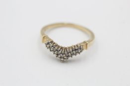 9ct gold diamond pave setting wishbone ring (2.1g)